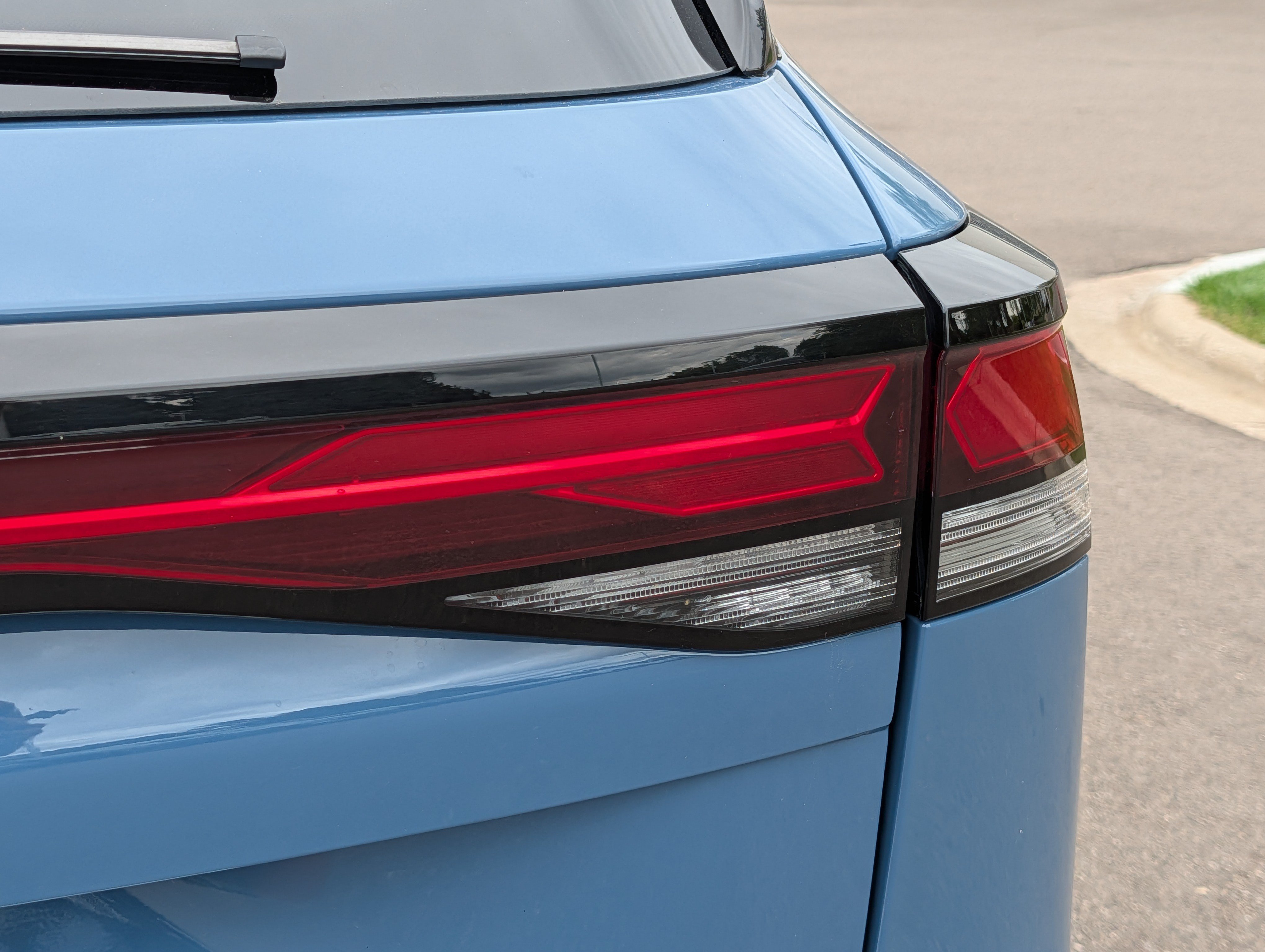 Certified 2026 Volkswagen Tiguan SE AWD/4WD image 17