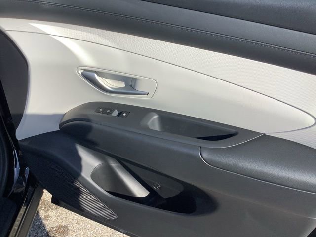 New 2026 Hyundai Tucson Blue SE image 22