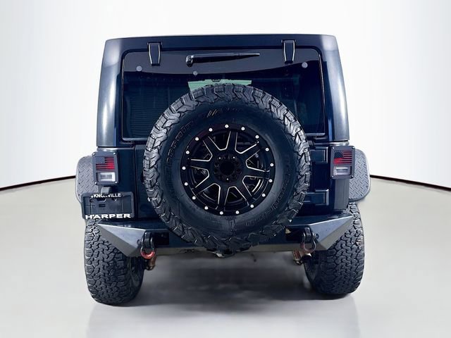 Used 2012 Jeep Wrangler Unlimited Rubicon w/ Connectivity Group image 6
