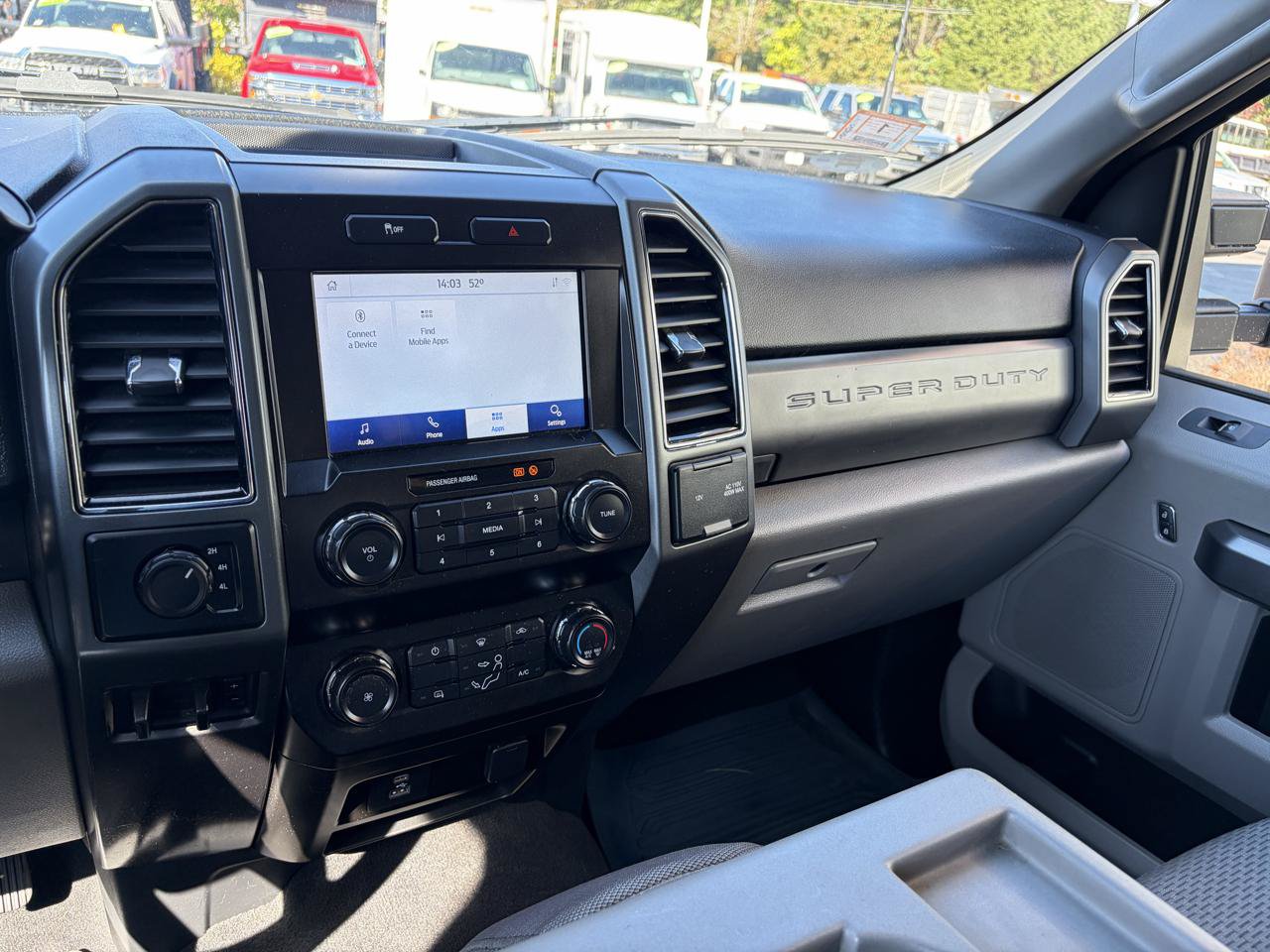 Used 2021 Ford F250 XLT w/ Snow Plow Prep Package AWD/4WD image 29