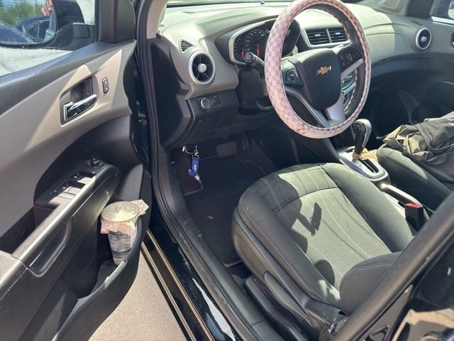 Used 2017 Chevrolet Sonic LT image 8