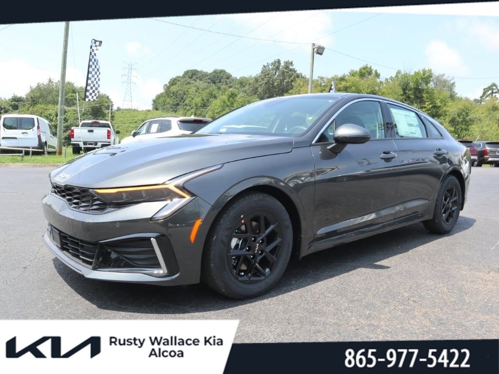 New 2025 Kia K5 LXS