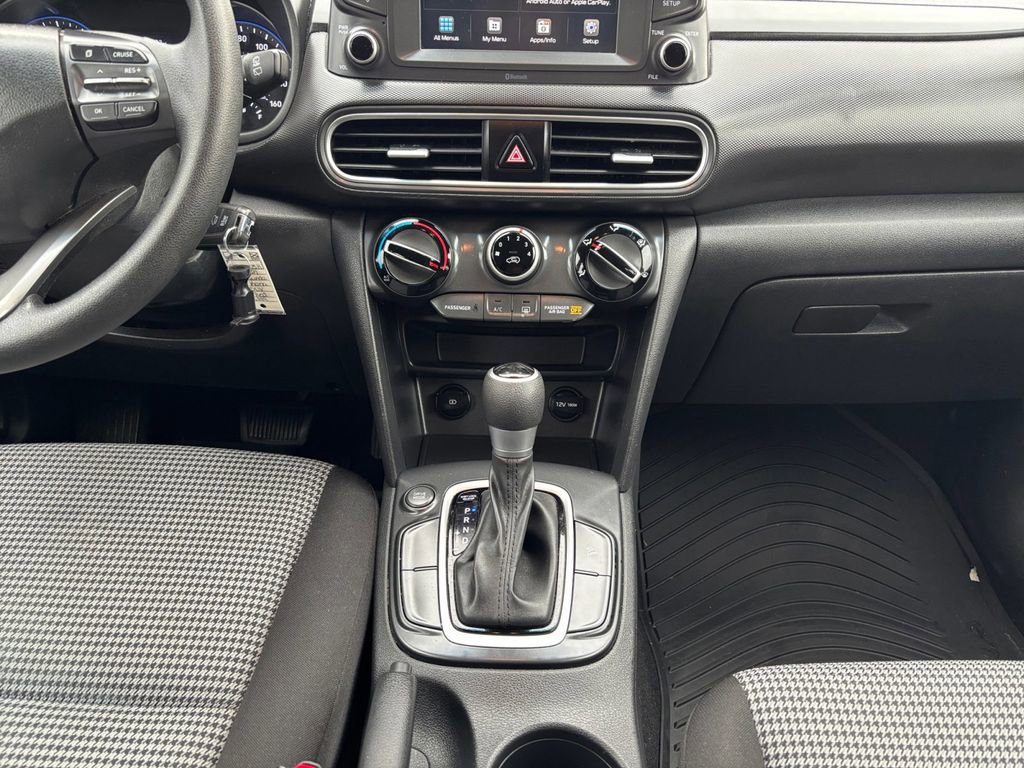 Used 2021 Hyundai Kona SE image 20
