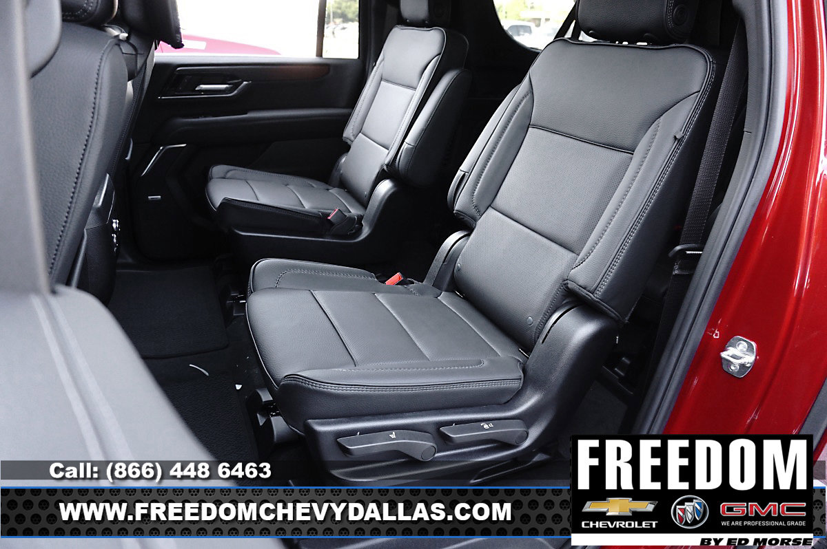 New 2025 GMC Yukon XL Denali w/ Denali Reserve Package image 14