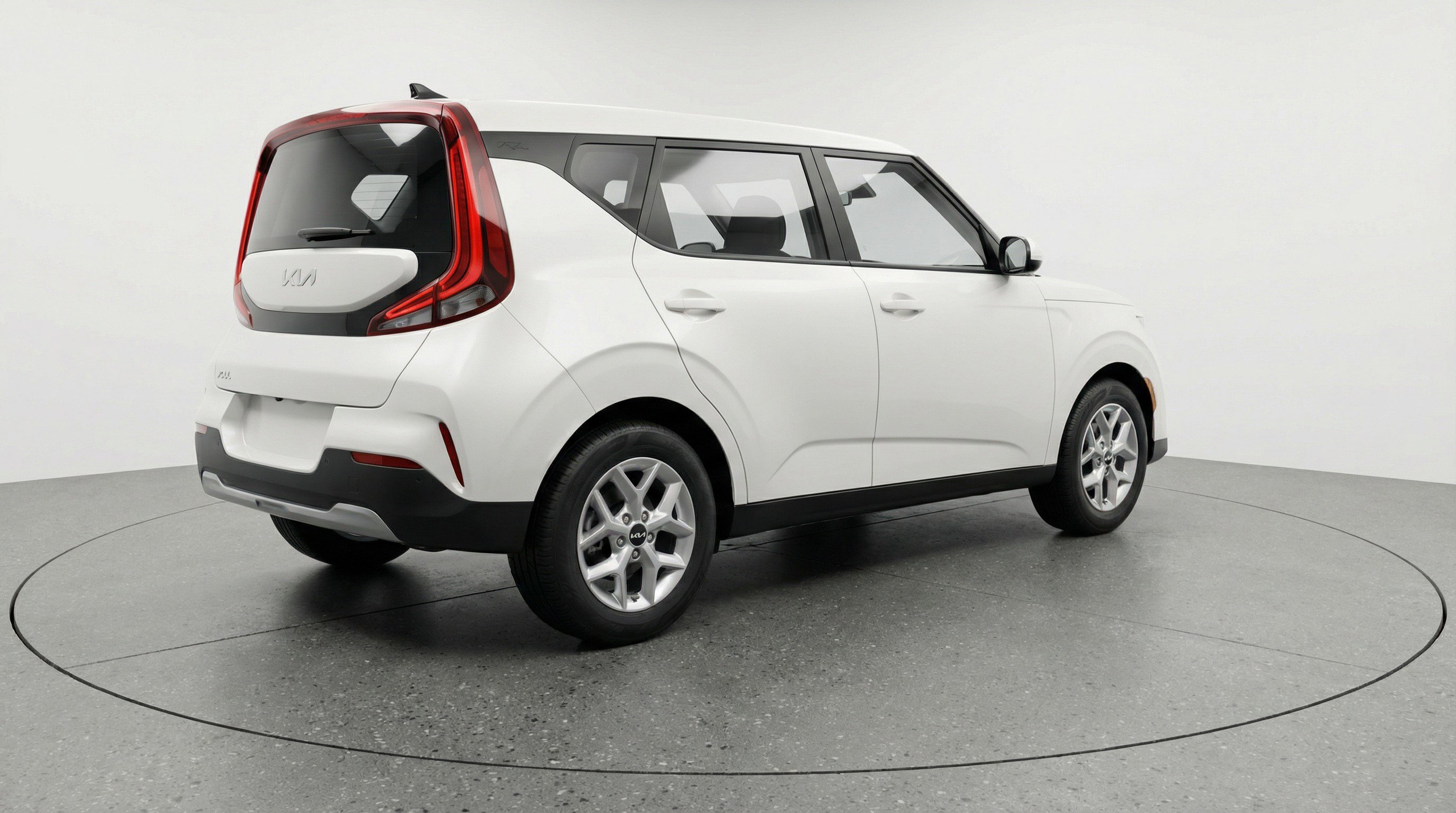Used 2025 Kia Soul LX w/ LX Technology Package image 9