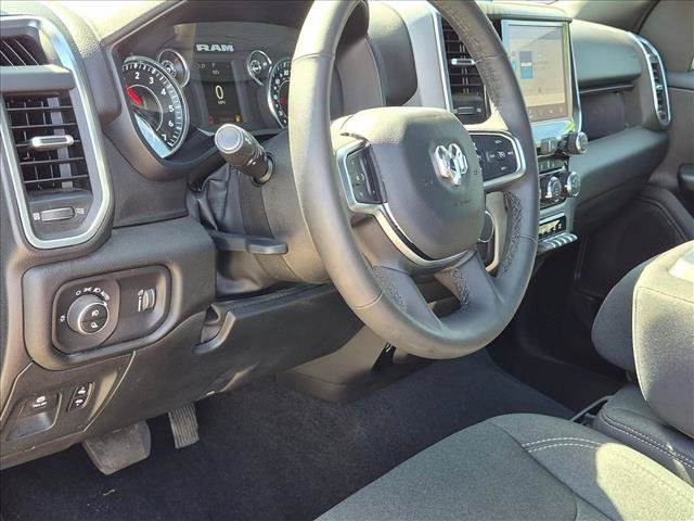 Used 2025 RAM 1500 Big Horn AWD/4WD image 9