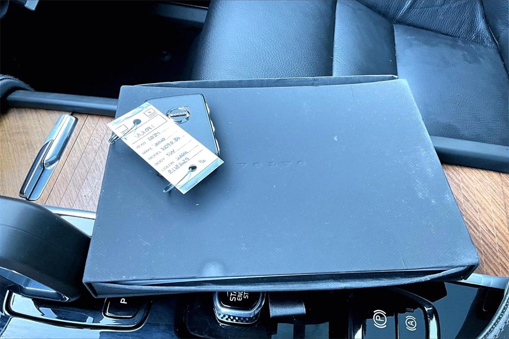 Used 2024 Volvo XC90 B6 Plus w/ Protection Package Premier image 36