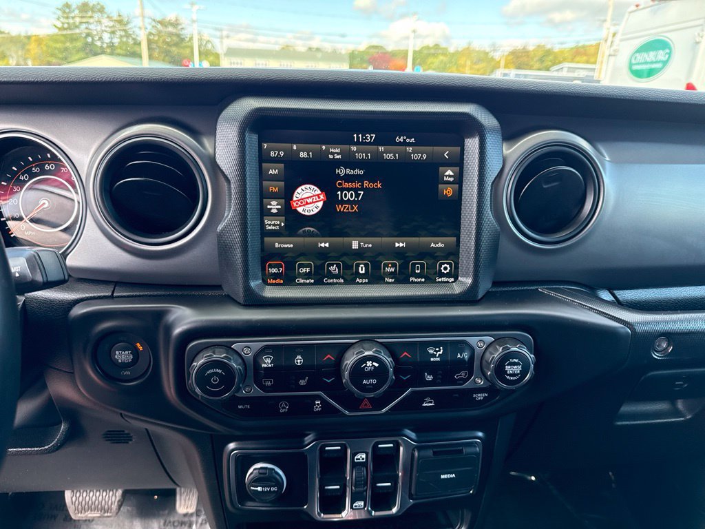 Certified 2022 Jeep Wrangler Unlimited Sport w/ Sun And Sound Package AWD/4WD image 12
