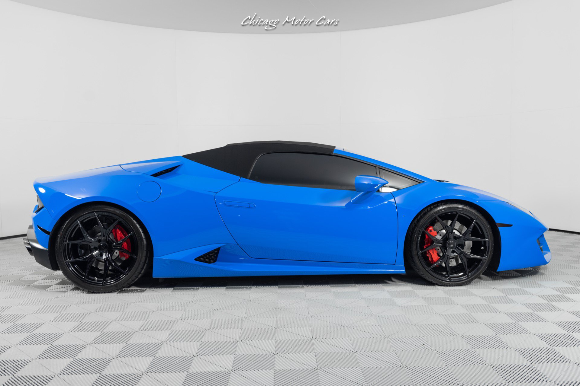 Used 2017 Lamborghini Huracan LP 580-2 RWD image 57