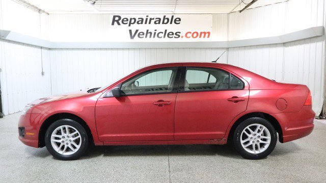 Used 2010 Ford Fusion S FWD image 1