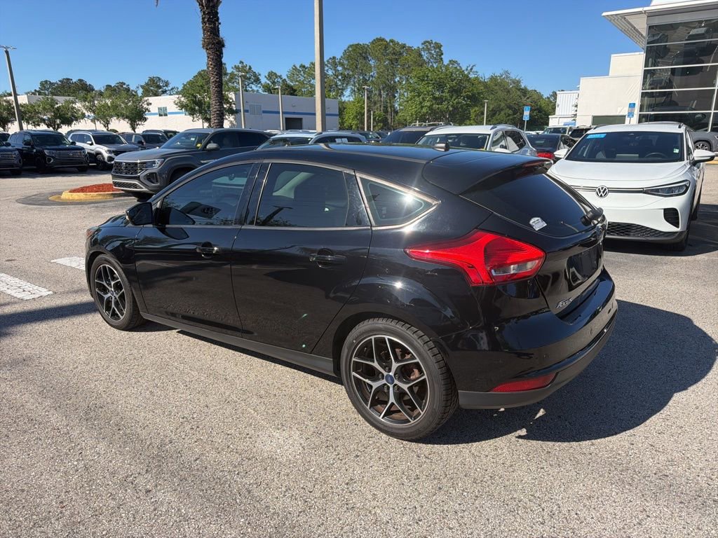 Used 2017 Ford Focus SEL w/ Cold Weather Package image 5