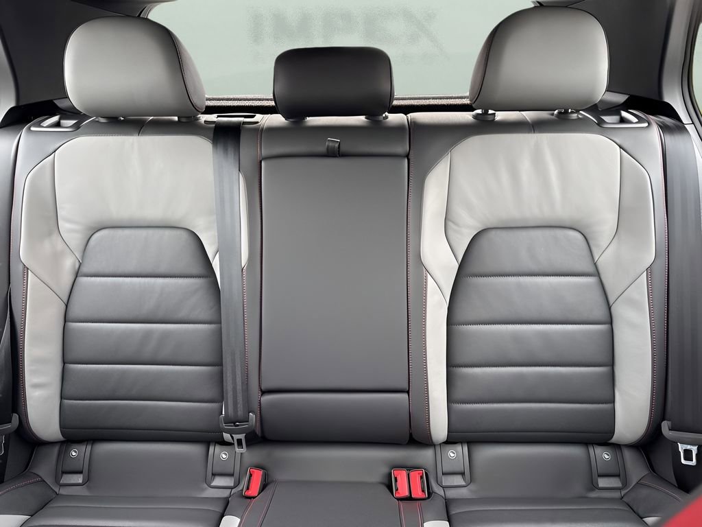 Used 2022 Volkswagen GTI Autobahn image 13