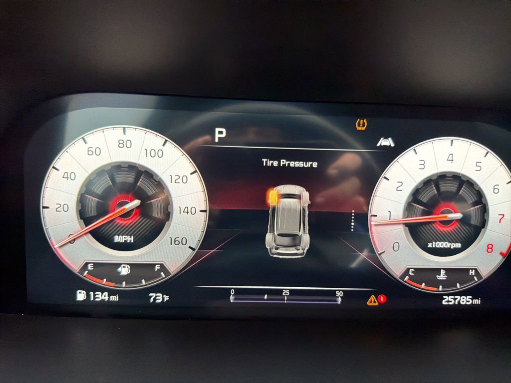 Used 2023 Kia Sorento SX image 4