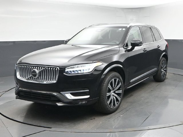Used 2024 Volvo XC90 B6 Plus w/ Protection Package AWD/4WD image 3