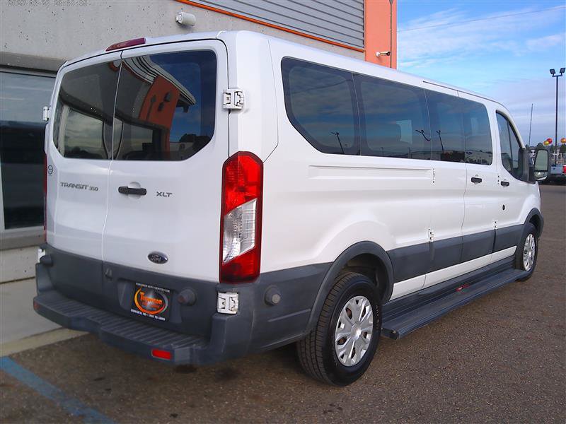 Used 2016 Ford Transit 350 XLT RWD image 3