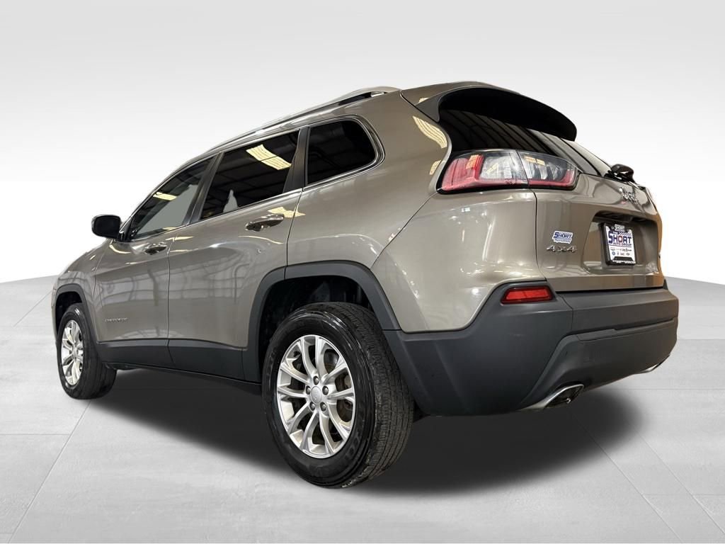 Used 2019 Jeep Cherokee Latitude w/ Popular Appearance Group image 11