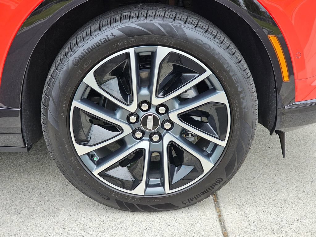 Used 2026 Cadillac Optiq Sport 1 AWD/4WD image 9