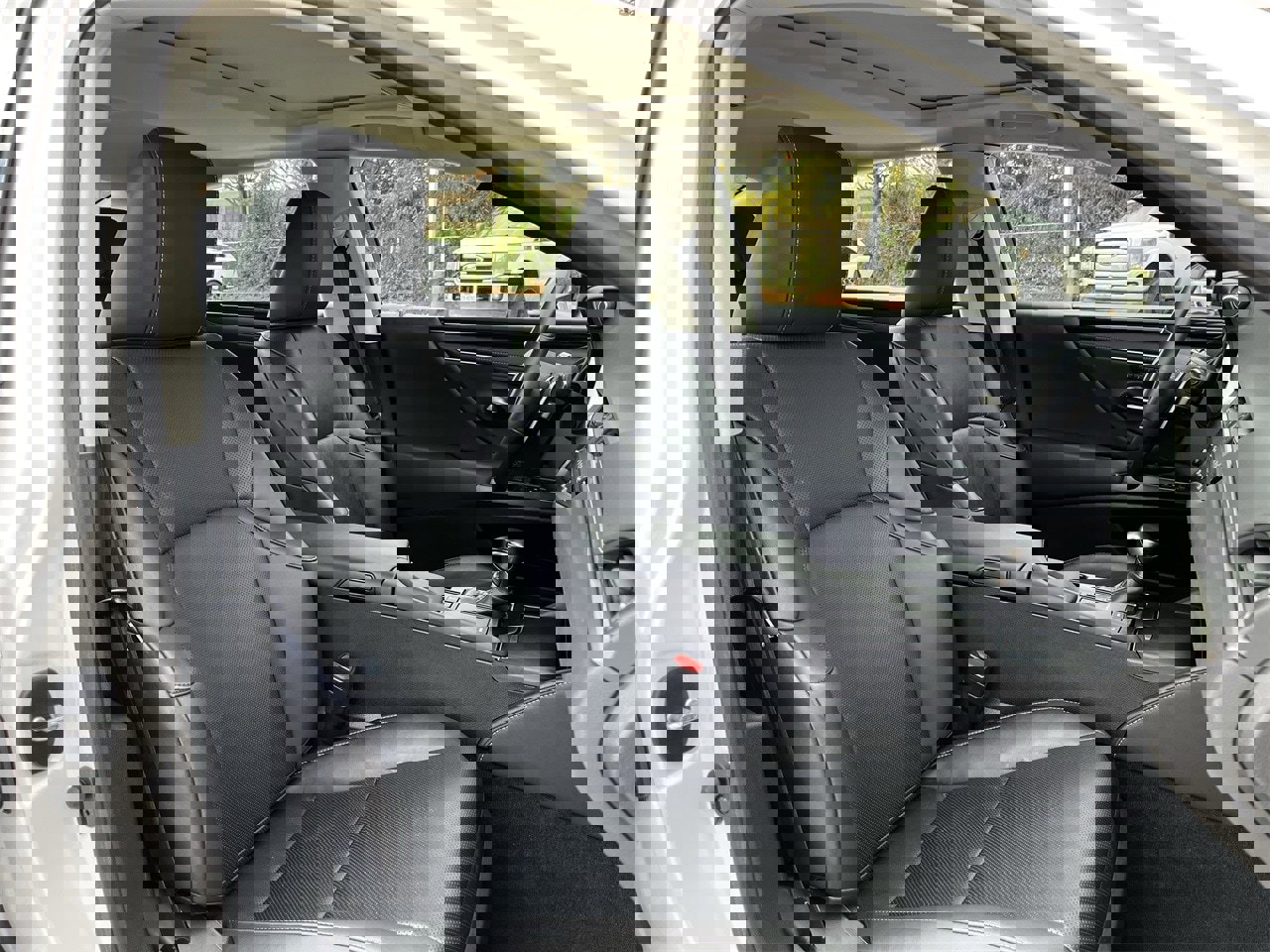 Used 2020 Lexus ES 300h w/ Premium Package image 25