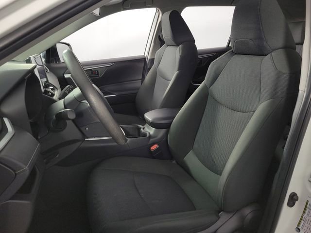 Used 2024 Toyota RAV4 LE AWD/4WD image 14
