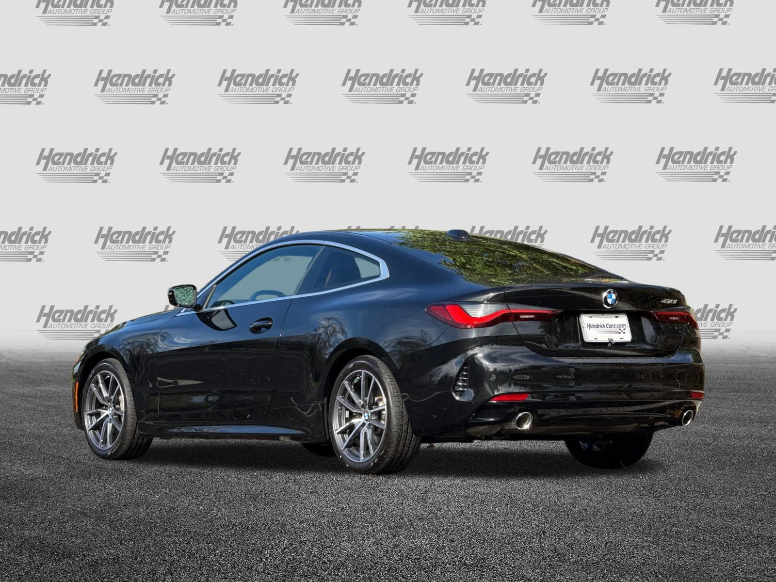 Used 2025 BMW 430i Coupe w/ Convenience Package image 7