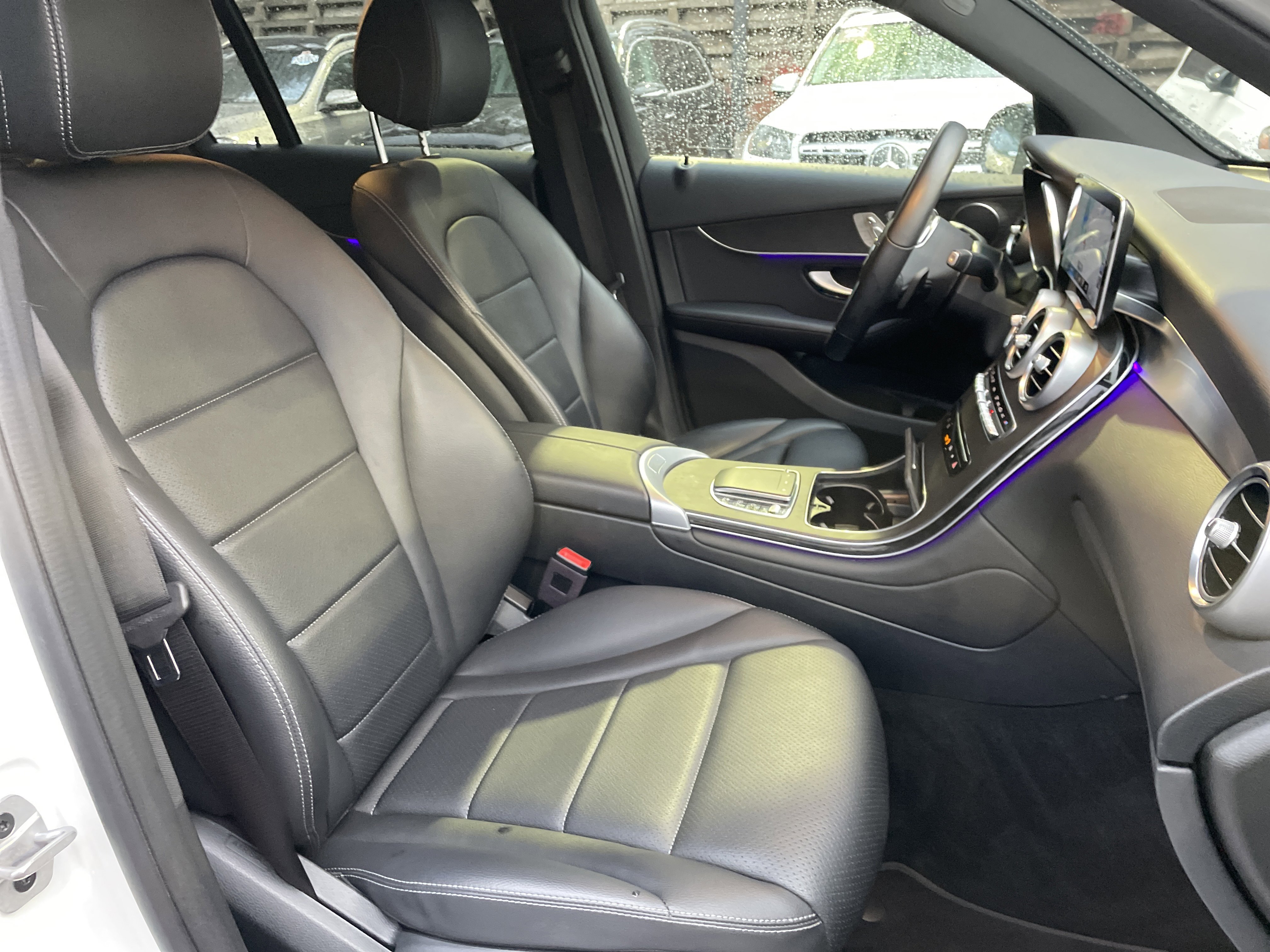 Certified 2022 Mercedes-Benz GLC 300 4MATIC w/ Driver Assistance Package image 50