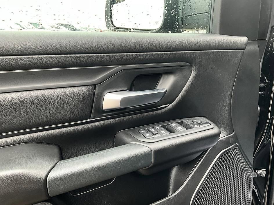 New 2026 RAM 1500 Classic Warlock image 12