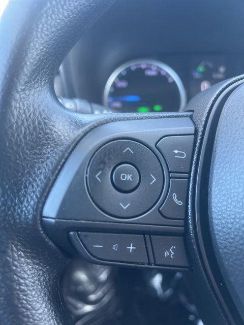 Used 2021 Toyota RAV4 XLE w/ Convenience Package image 11