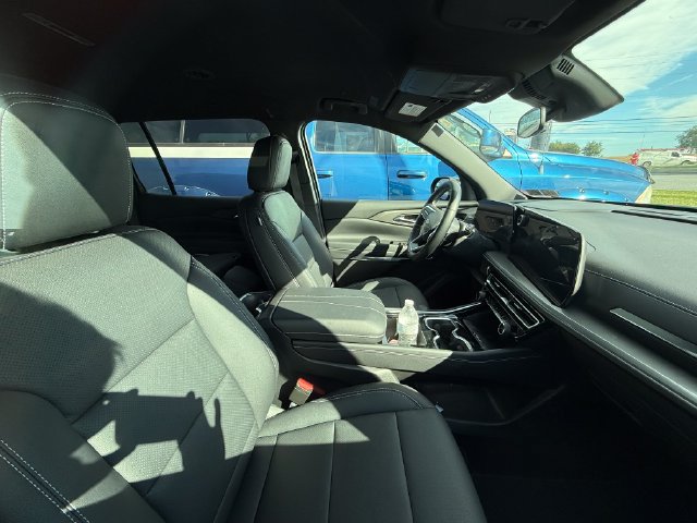 Used 2026 Chevrolet Traverse LT w/ LPO, Floor Liner Package AWD/4WD image 19