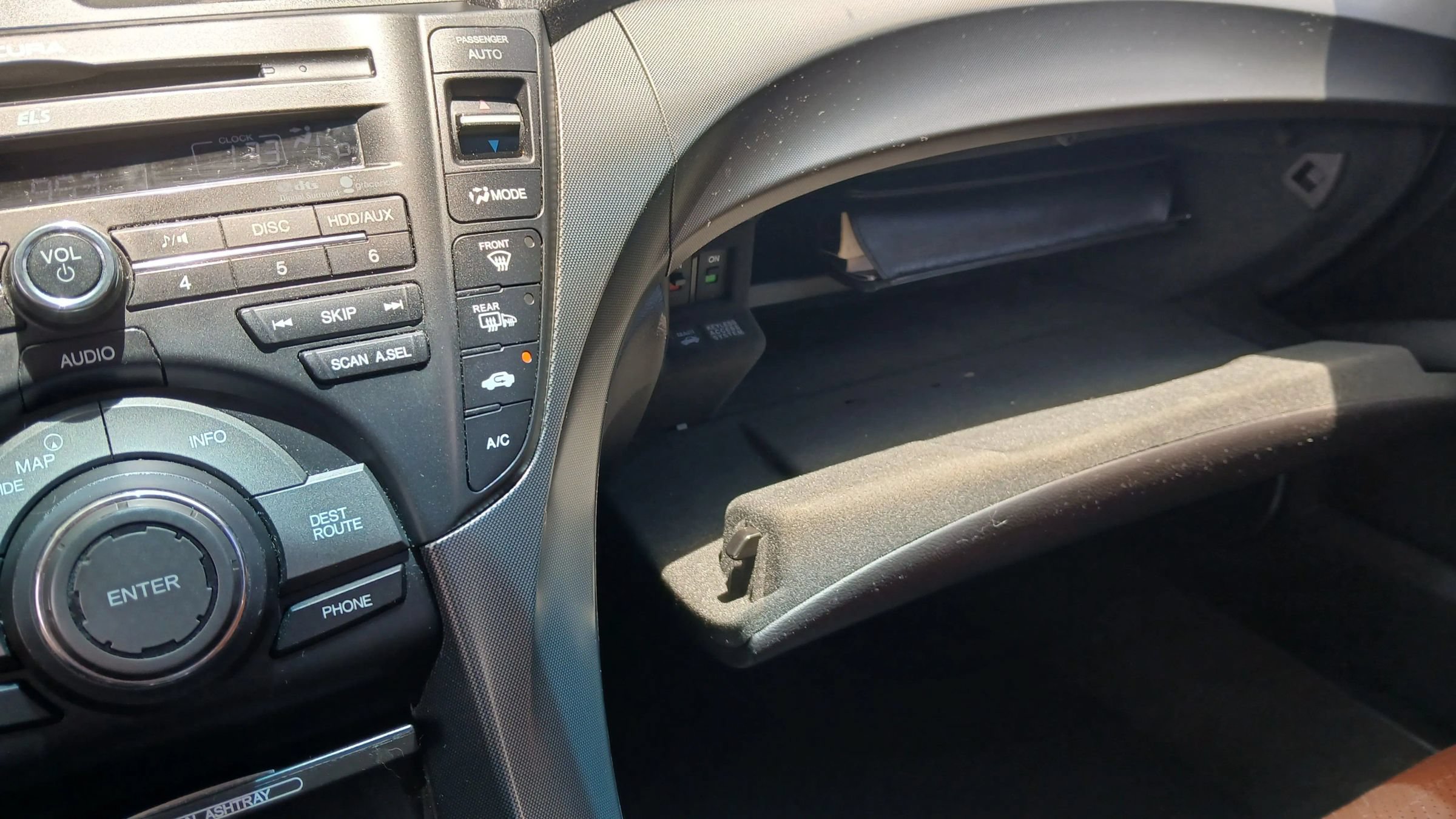Used 2012 Acura TL SH-AWD image 35