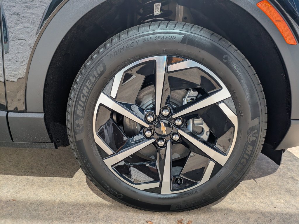New 2026 Chevrolet Equinox EV LT FWD image 10