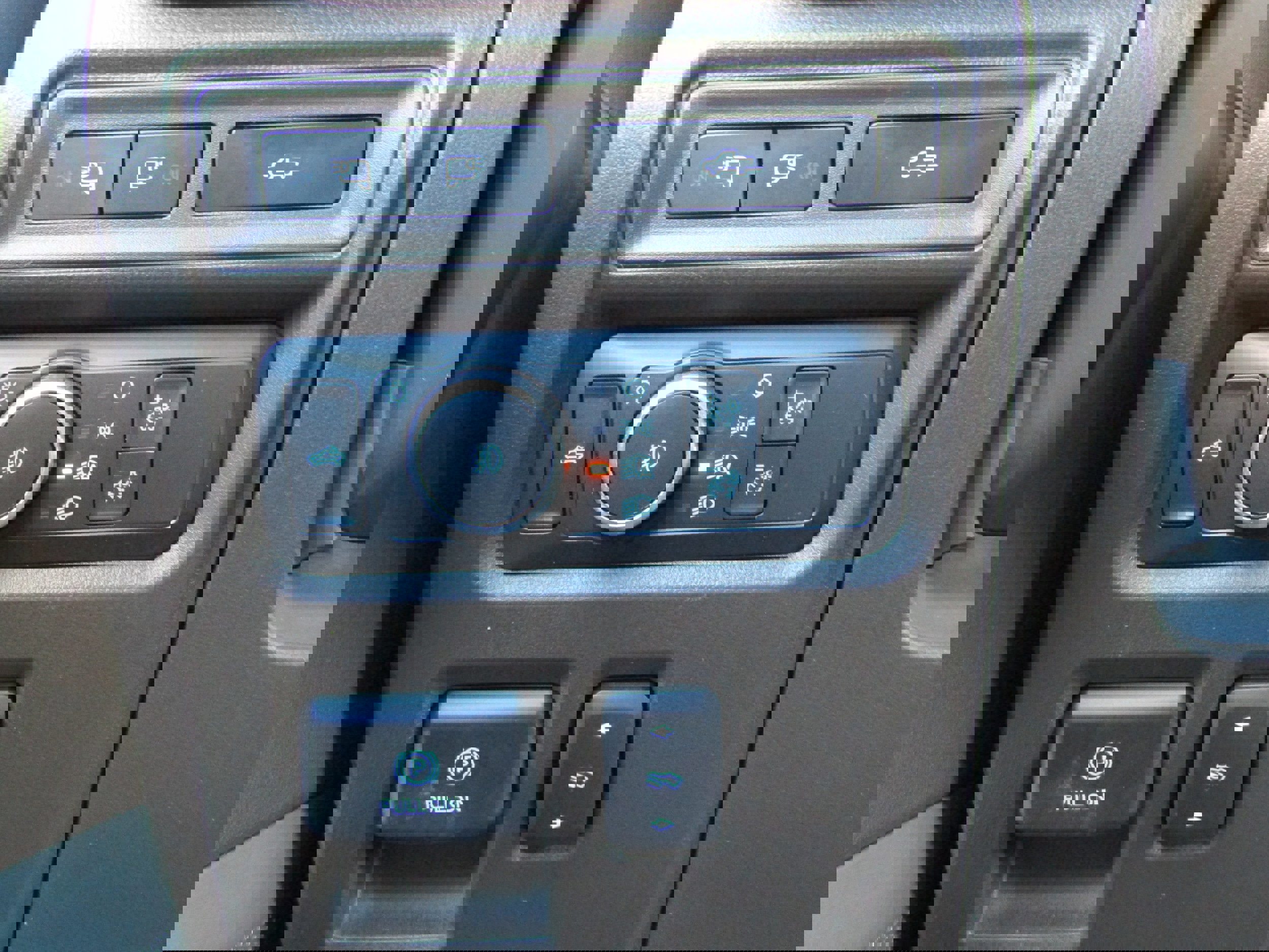 Certified 2022 Ford F150 King Ranch w/ Equipment Group 601A High image 28