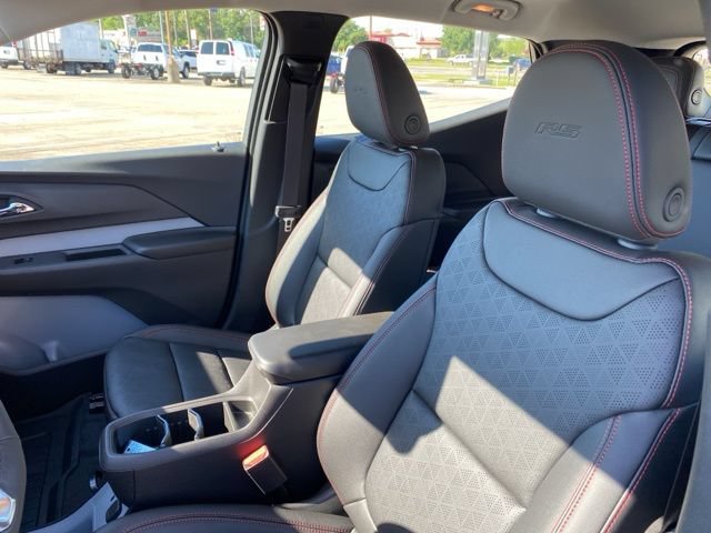 New 2027 Chevrolet Bolt RS w/ Technology Package FWD image 14