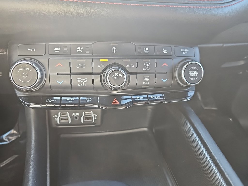 Used 2023 Dodge Durango GT AWD/4WD image 32