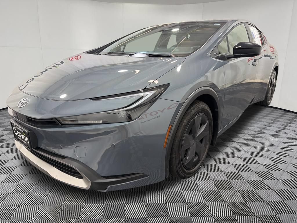 Used 2026 Toyota Prius Plug-In Hybrid FWD image 3