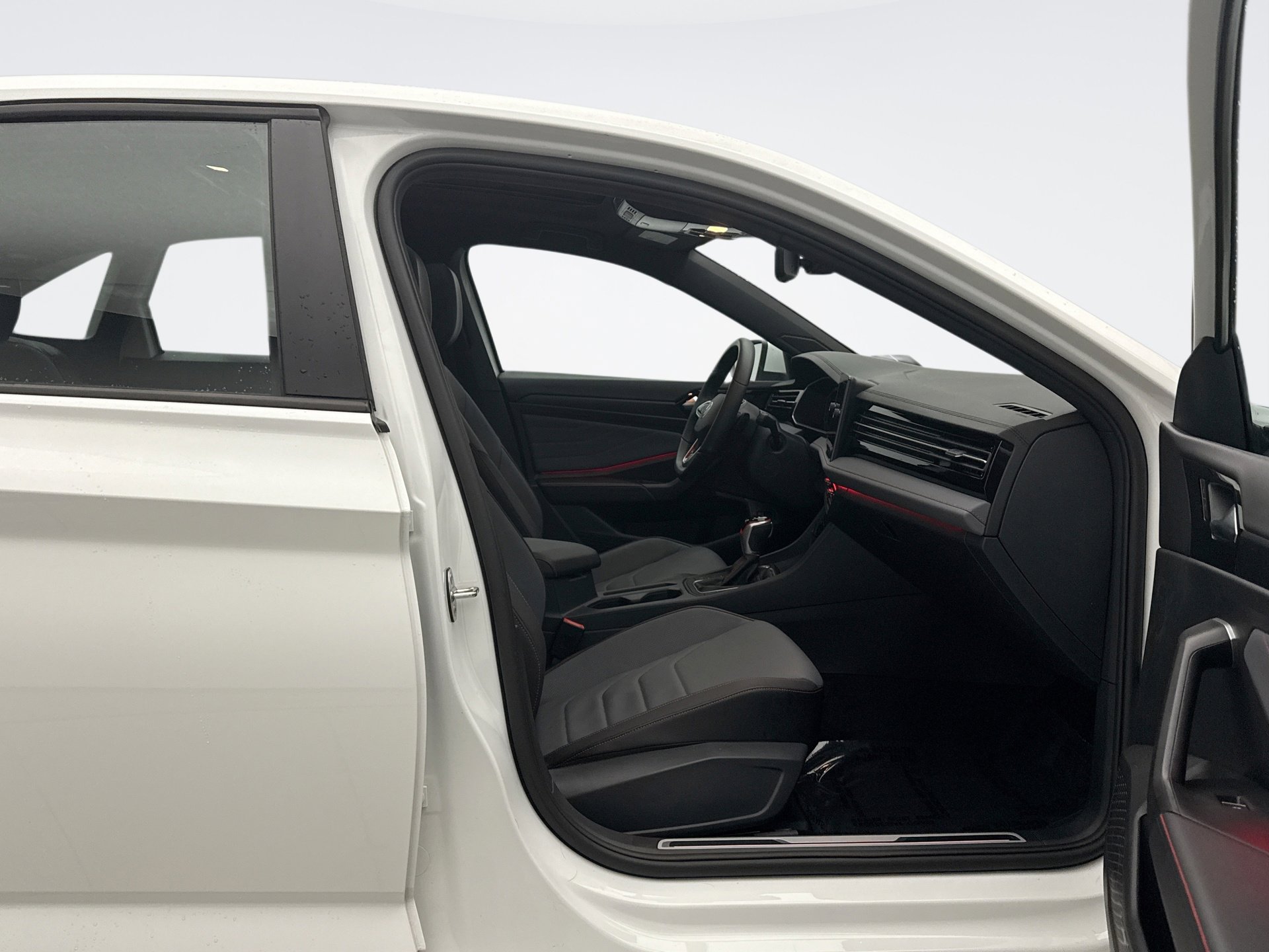 Used 2025 Volkswagen Jetta GLI Autobahn image 17