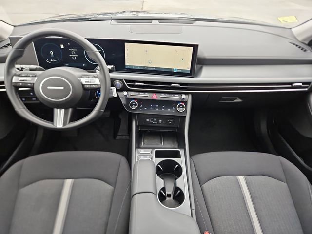 Used 2024 Hyundai Sonata SEL w/ Convenience Package FWD image 9