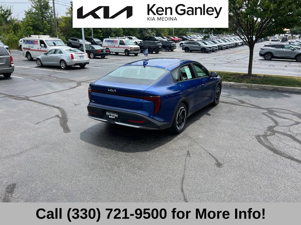 Certified 2025 Kia K4 GT-Line Turbo FWD image 11