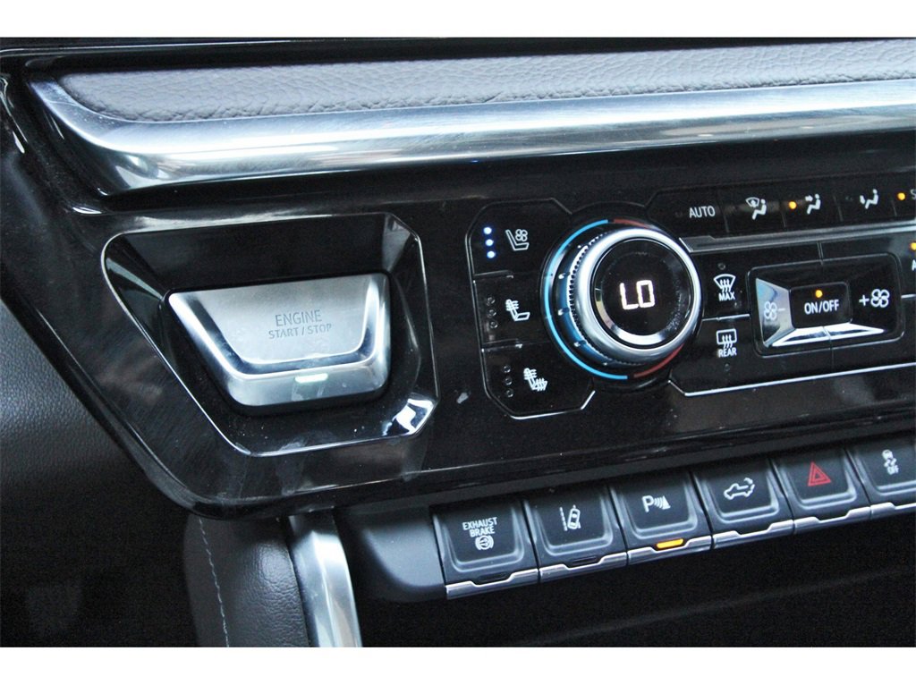 Used 2024 GMC Sierra 2500 Denali w/ Denali Reserve Package image 29