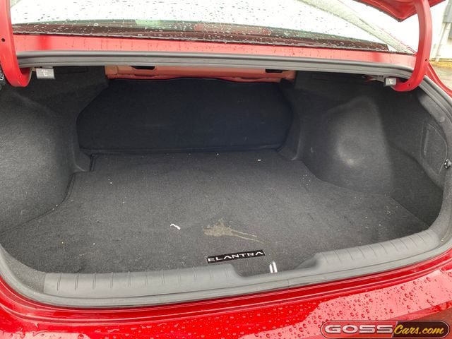 Used 2023 Hyundai Elantra SEL w/ Cargo Package FWD image 8