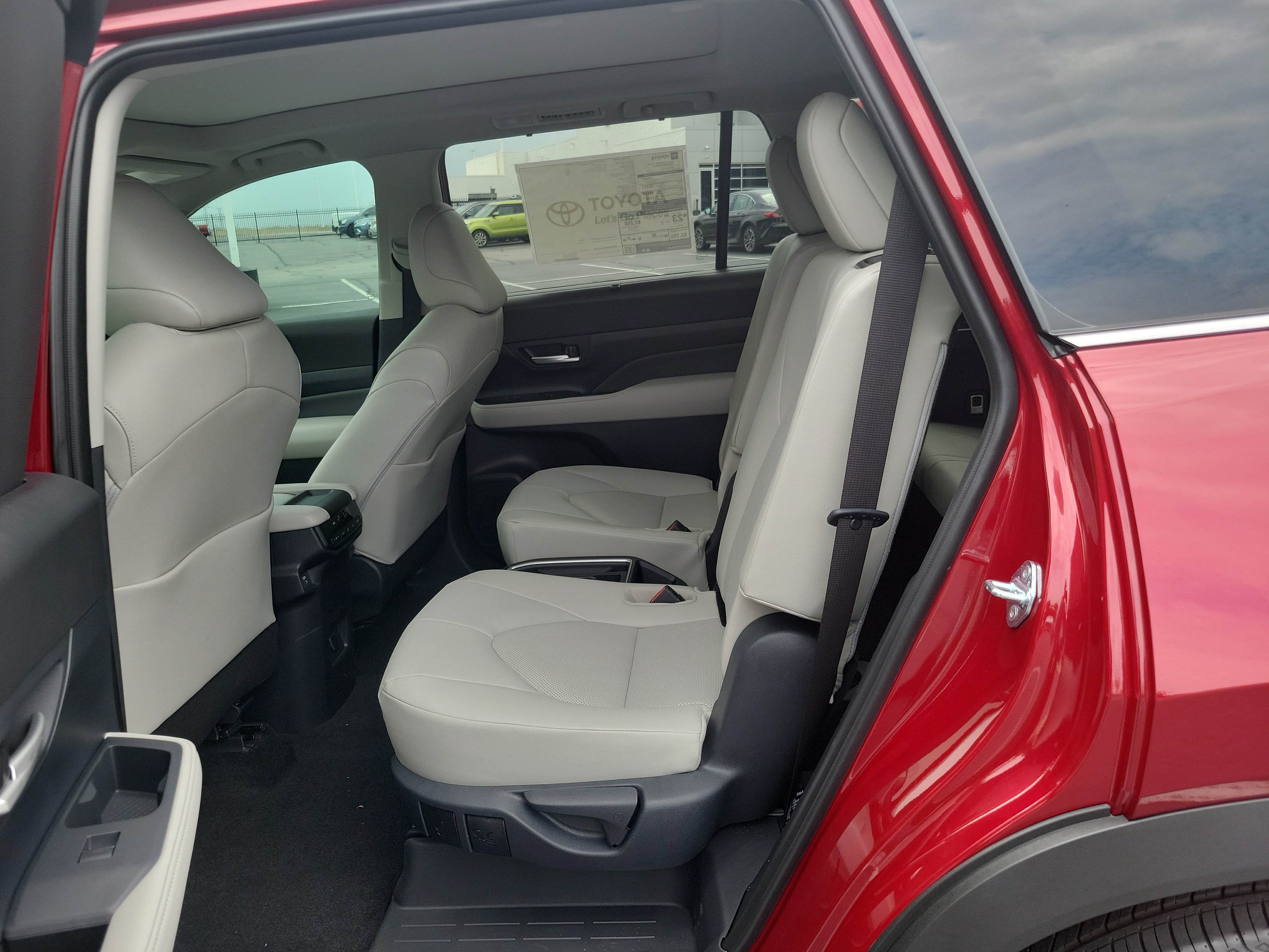 New 2026 Toyota Grand Highlander AWD image 13