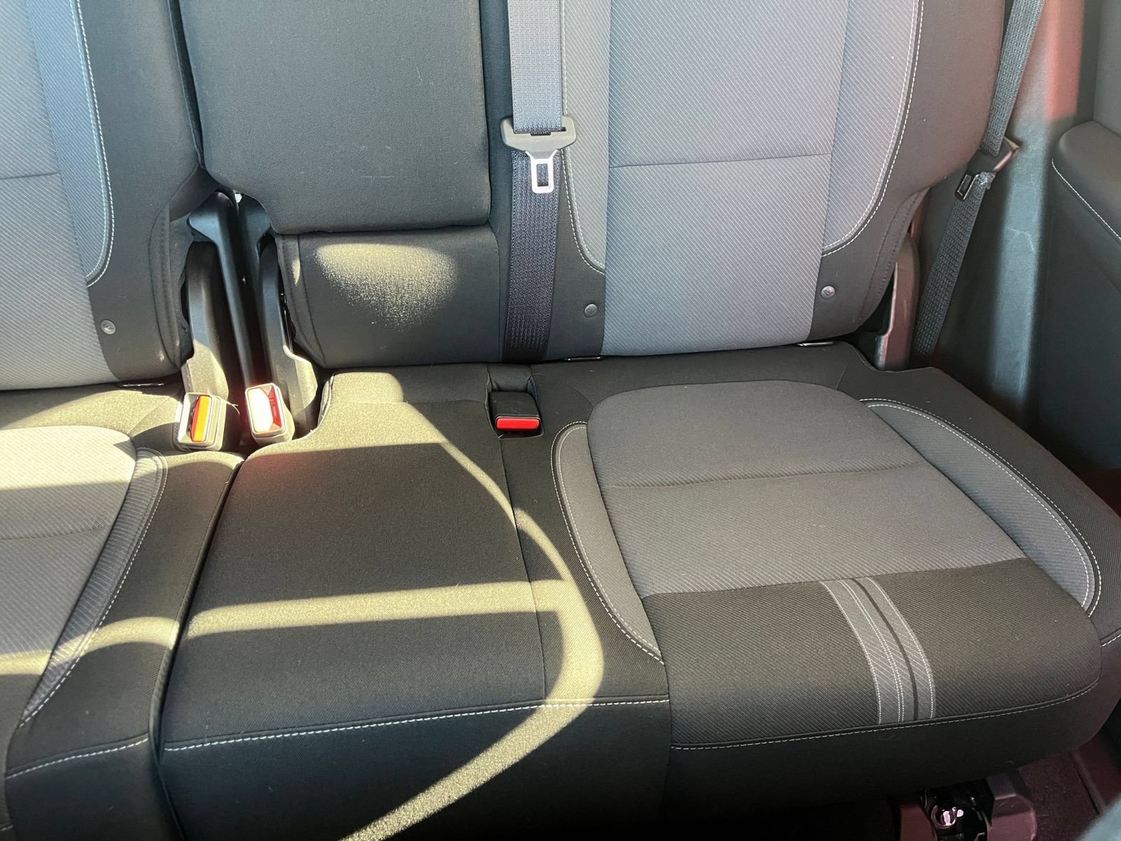 Used 2025 Chevrolet Blazer LT FWD image 37