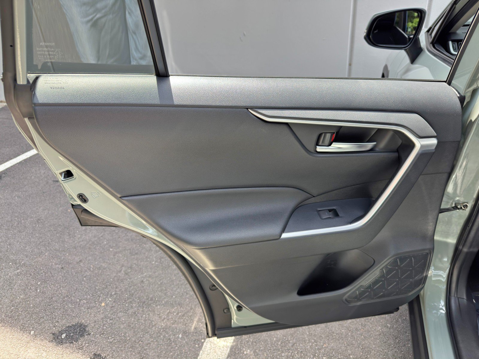Used 2023 Toyota RAV4 XLE Premium FWD image 41