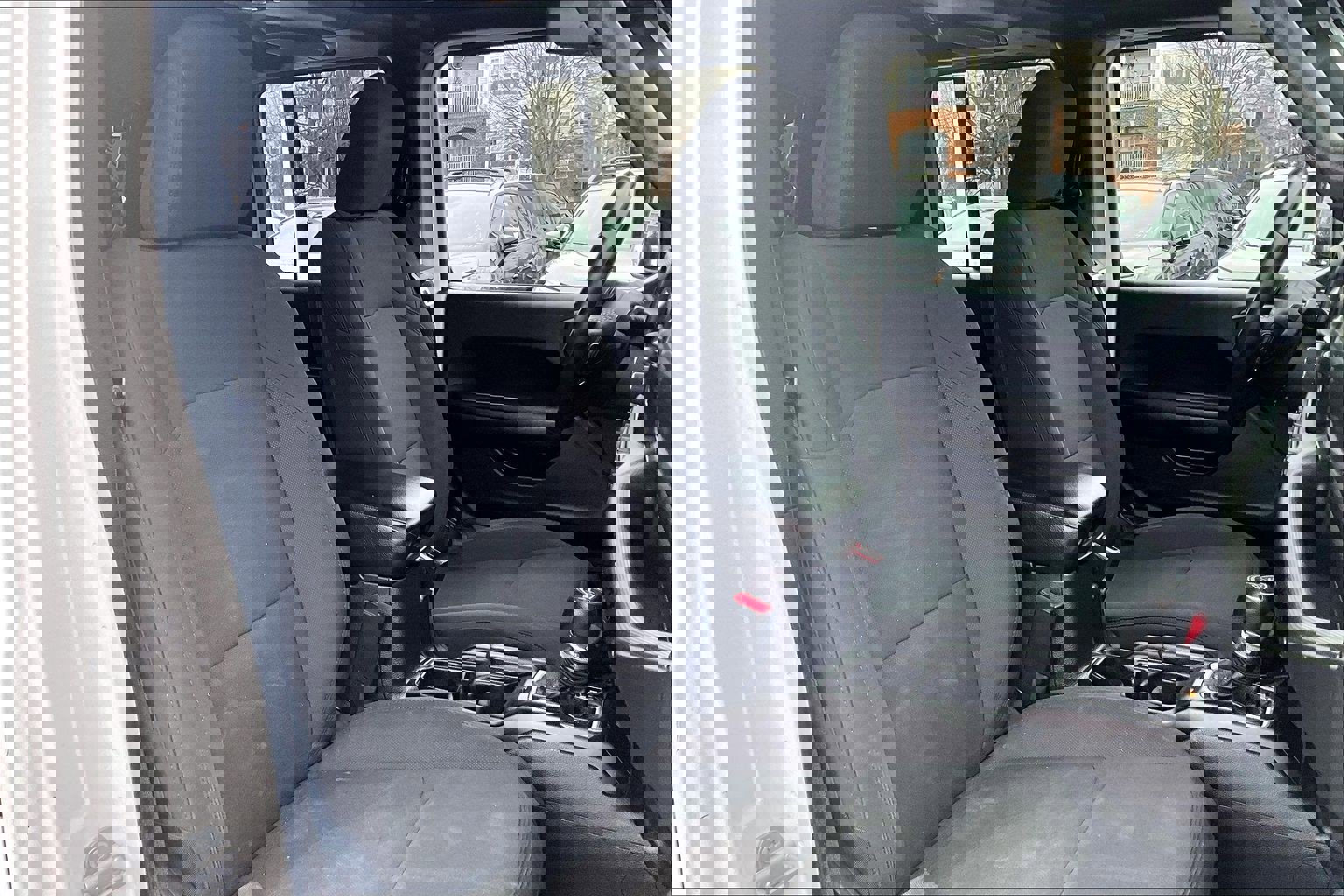 Used 2018 Jeep Wrangler Unlimited Sport S image 7