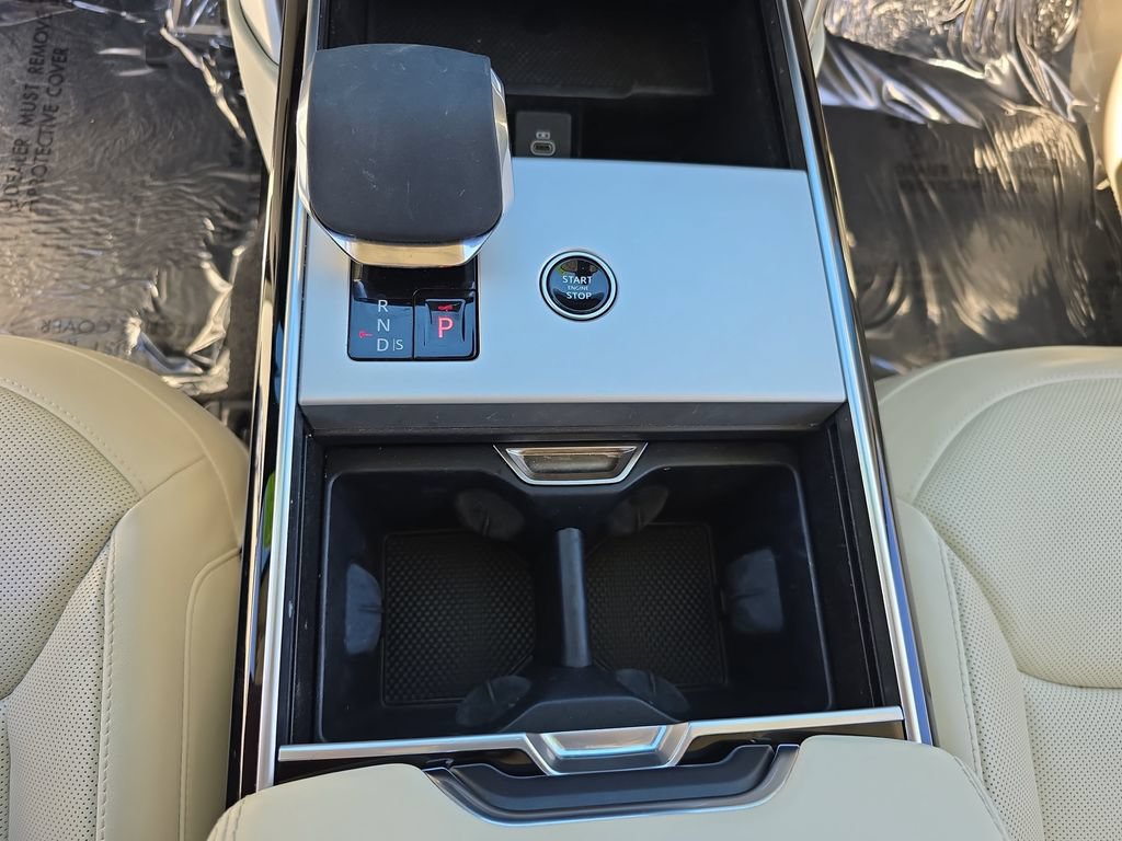 Certified 2024 Land Rover Range Rover SE AWD/4WD image 26