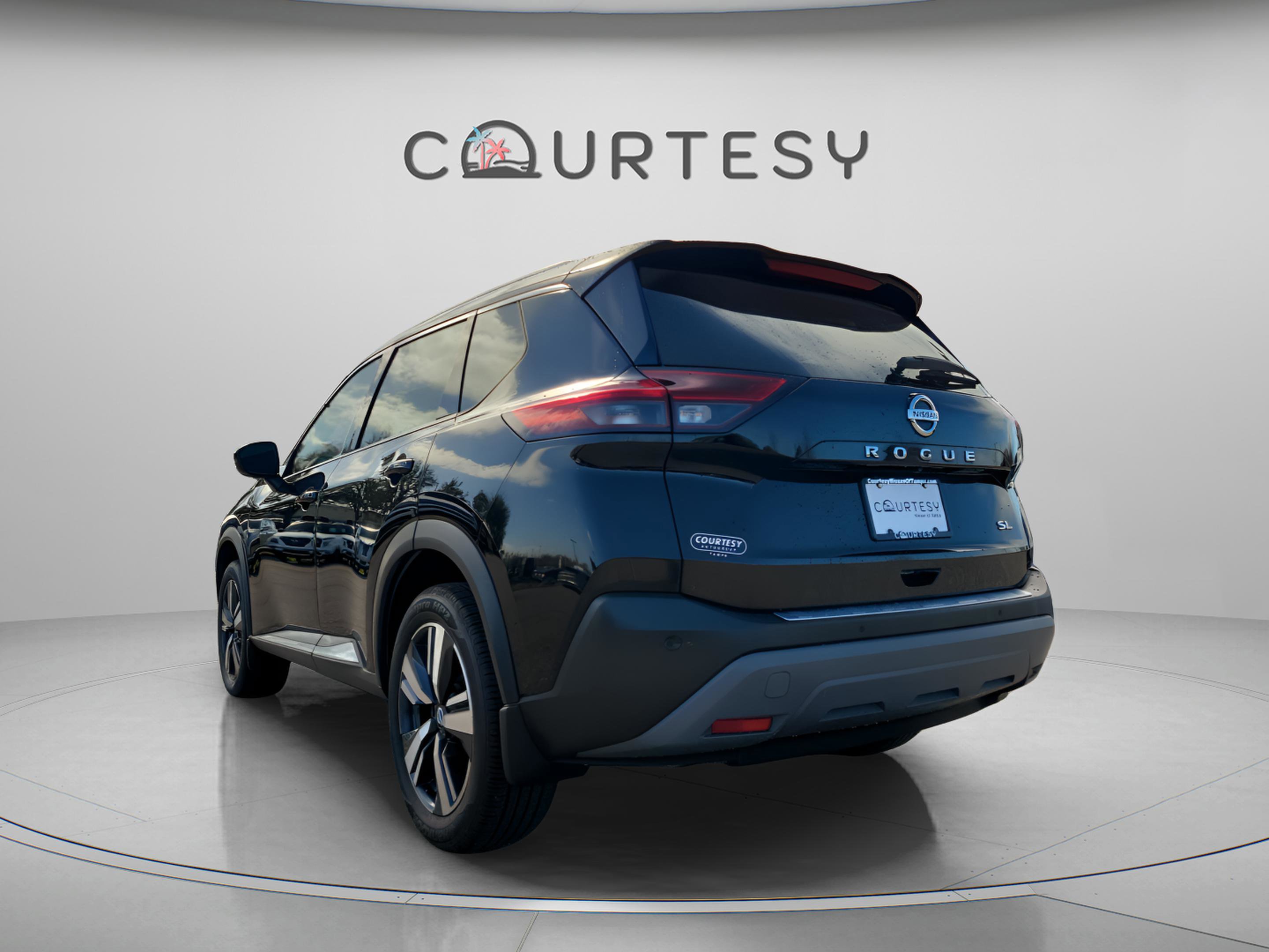 Certified 2021 Nissan Rogue SL image 5