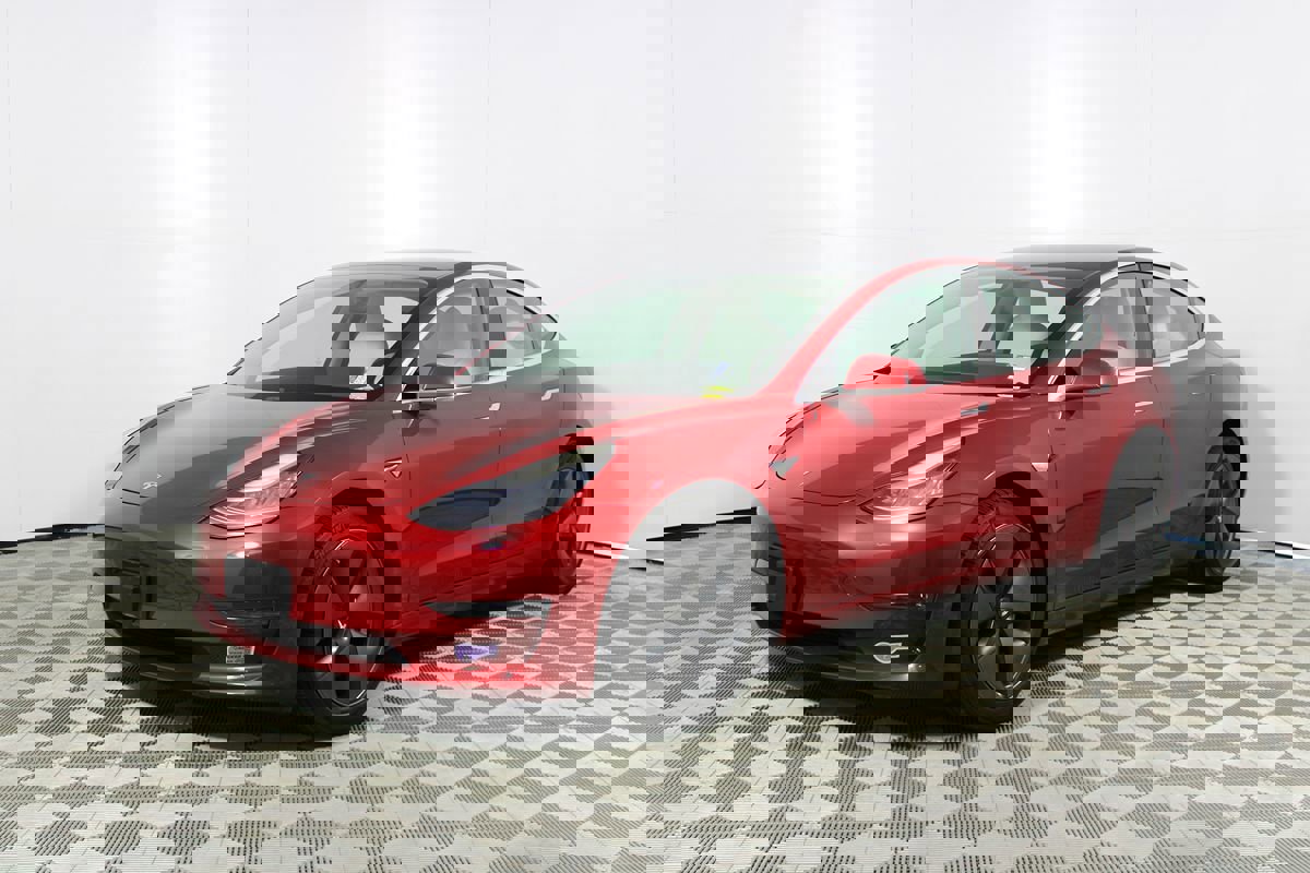 Used 2018 Tesla Model 3 Performance image 28