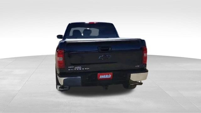 Used 2008 Chevrolet Silverado 1500 LTZ w/ Suspension Package, Off-Road image 7