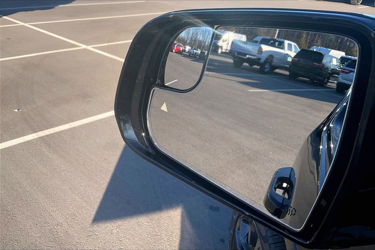 New 2026 Jeep Grand Wagoneer Summit w/ Premium Group III image 29