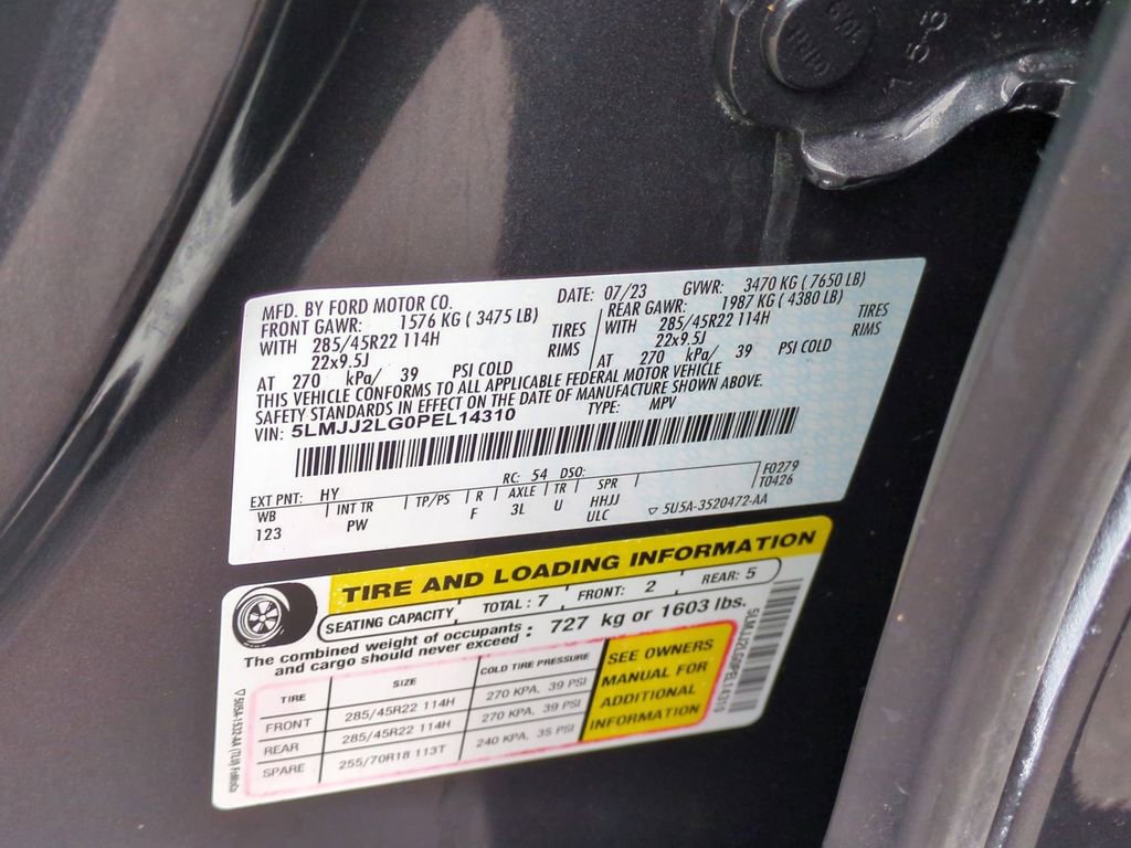 Used 2023 Lincoln Navigator Reserve AWD/4WD image 26