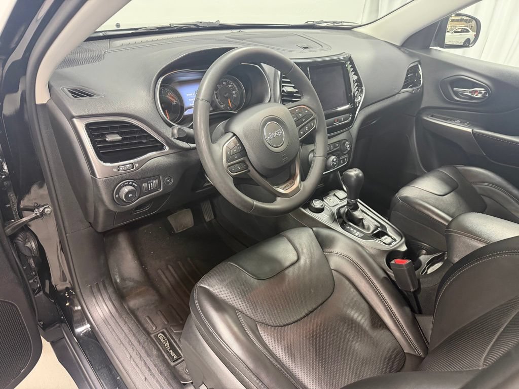 Used 2022 Jeep Cherokee Limited w/ Elite Package AWD/4WD image 21